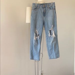 High-Waisted Wide-legged Jeans